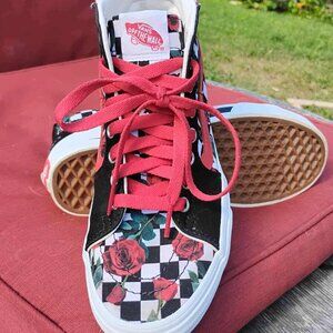 Vans Customs: 'Off the Wall', Roses